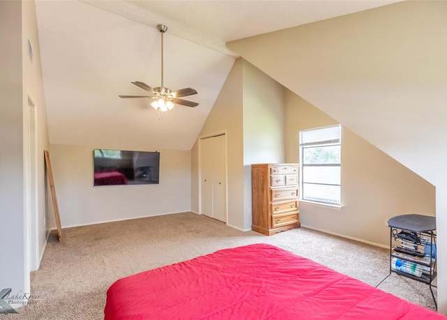 Property at 4325 Beall Blvd, Abilene, TX 79606, 3 beds, 2 baths