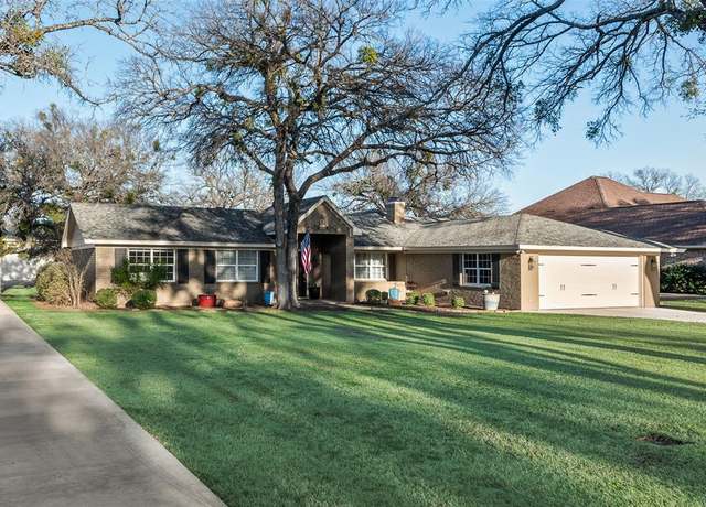 Property at 5207 Thunderbird Trl, De Cordova, TX 76049, 4 beds, 2.5 baths