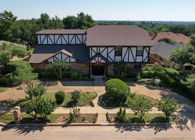 Property at 2822 Colleen Dr, Garland, TX 75043, 4 beds, 2.5 baths