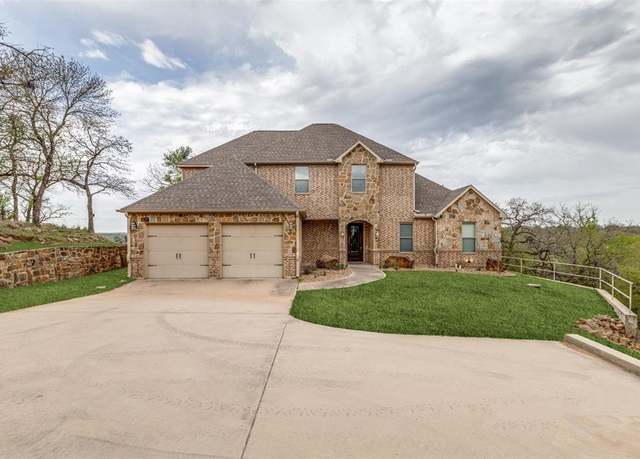 Property at 310 Ridgeline Dr, Chico, TX 76431, 4 beds, 3 baths