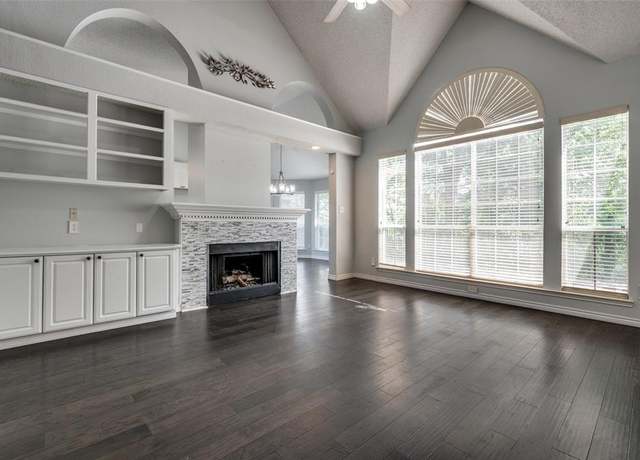 Property at 2704 Crestwood Ln, Highland Village, TX 75077, 4 beds, 3.5 baths