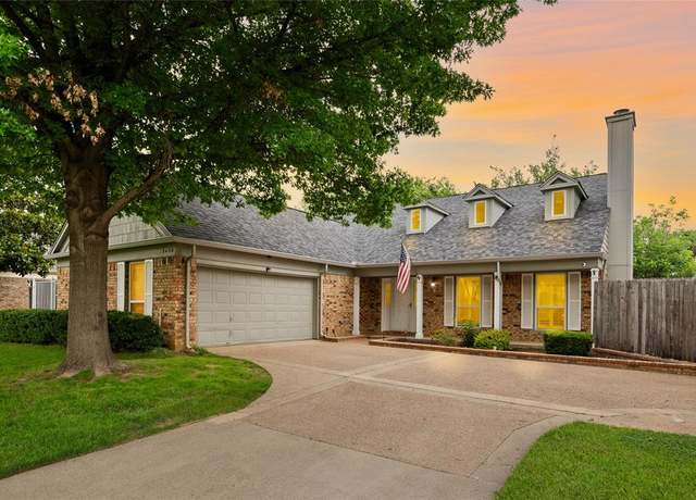 Property at 3428 Glade Creek Dr, Hurst, TX 76054, 3 beds, 2.5 baths