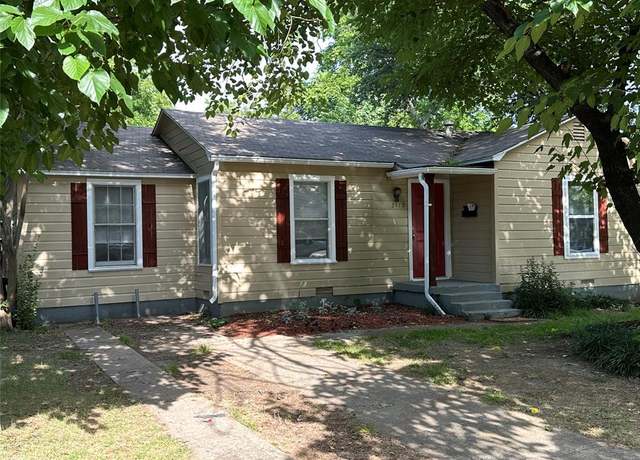 Property at 3112 Birch Park Dr, Richland Hills, TX 76118, 3 beds, 1 bath
