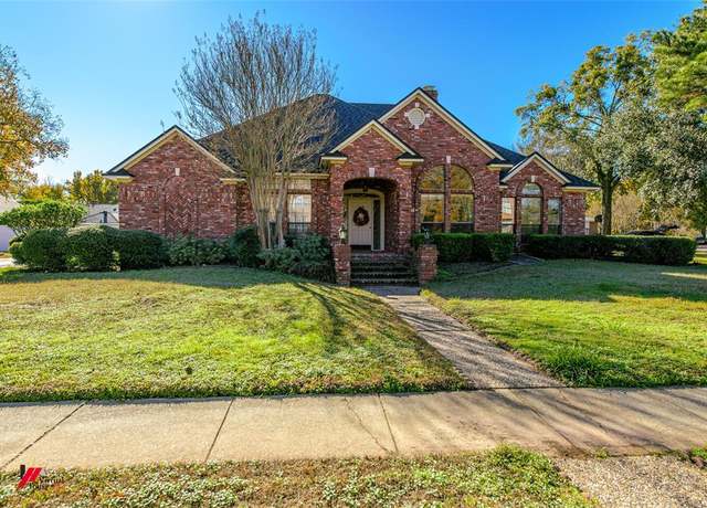 Property at 114 Sussex Ct, Bossier City, LA 71111, 3 beds, 2 baths