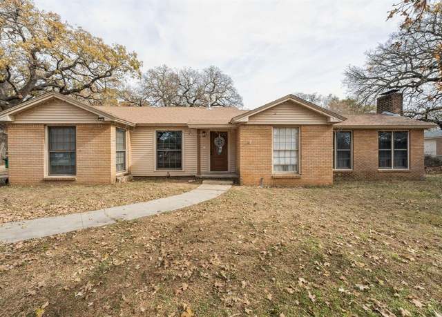Property at 213 Morgan Mill Rd, Stephenville, TX 76401, 3 beds, 2 baths