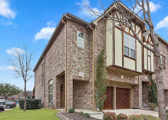 Property at 2651 Nottingham Dr, Lewisville, TX 75067, 3 beds, 2.5 baths