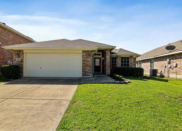Property at 1007 Kimbro Dr, Forney, TX 75126, 3 beds, 2 baths