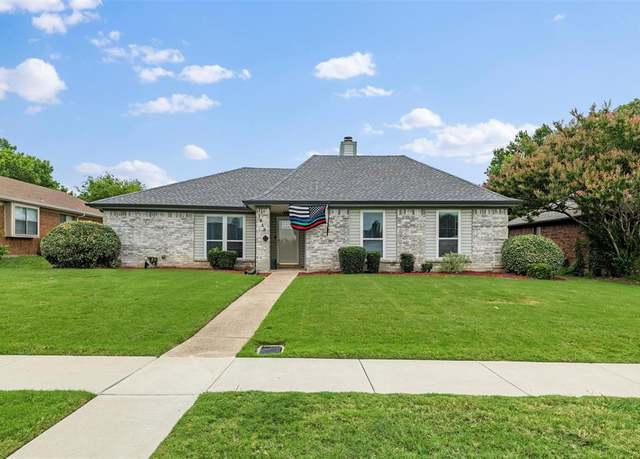 Property at 1613 Autumn Breeze Ln, Lewisville, TX 75077, 3 beds, 2 baths