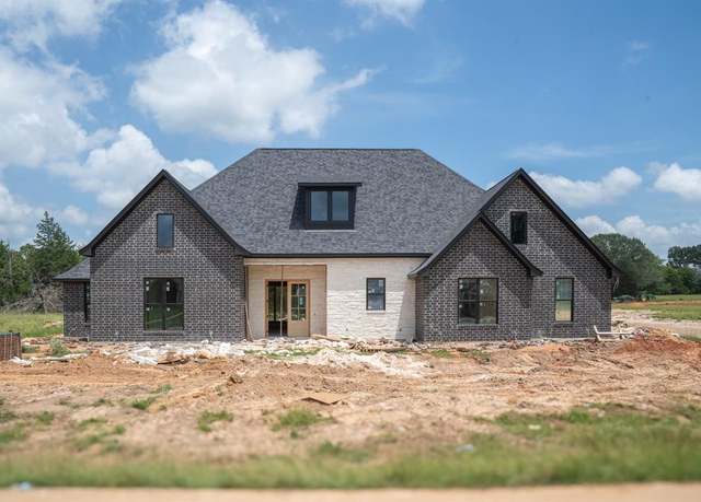 Property at 13932 Cedar Vista Ln, Tyler, TX 75704, 4 beds, 3.5 baths