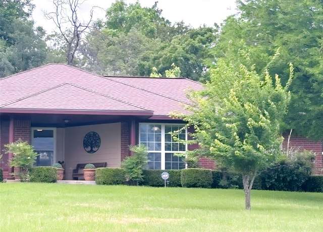 Property at 521 An County Road 410, Palestine, TX 75803, 3 beds, 2 baths