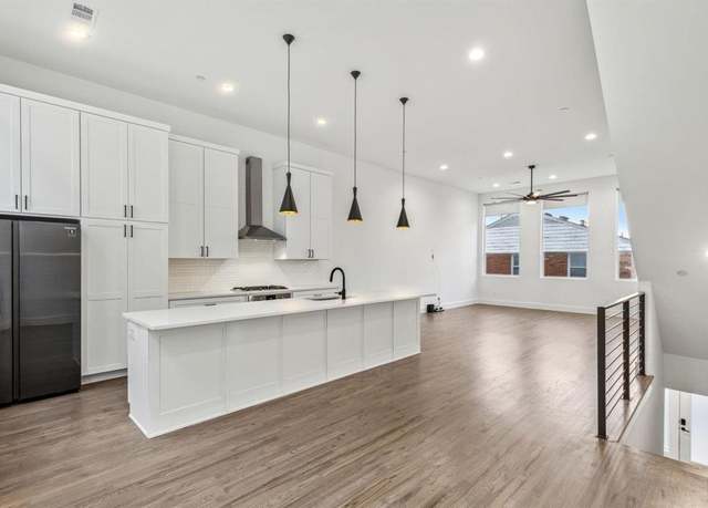 Property at 2912 Raleigh St #102, Dallas, TX 75219, 2 beds, 2.5 baths