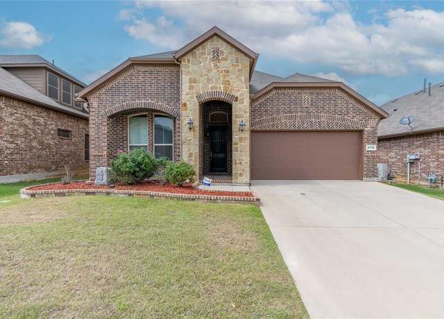 Property at 2116 Moonsail Ln, Denton, TX 76210, 5 beds, 3 baths