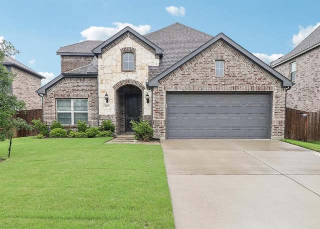 Property at 437 Joseph Ln, Crowley, TX 76036, 3 beds, 2.5 baths