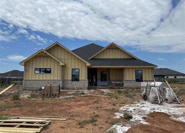 Property at 132 Blackhawk Rd, Abilene, TX 79602, 4 beds, 2 baths