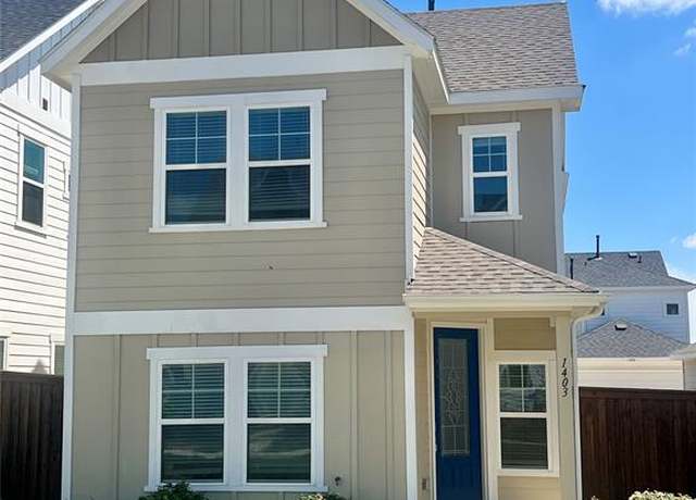 Property at 1403 Apricot Ln, Gainesville, TX 76240, 2 beds, 2.5 baths
