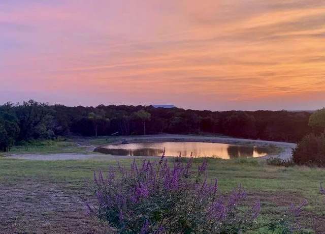 Property at 5553 Ruff Country Ct, Granbury, TX 76048, 2 beds, 1 bath