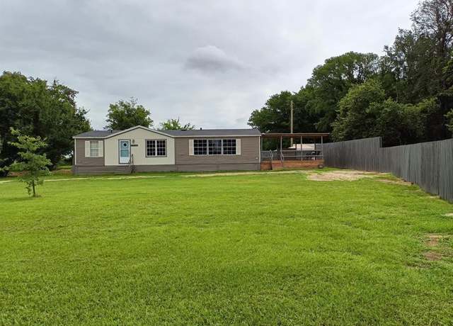 Property at 1834 CR 701, Cleburne, TX 76031, 3 beds, 2 baths