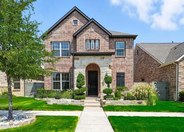 Property at 804 Lamp Post Ln, Argyle, TX 76226, 3 beds, 2.5 baths