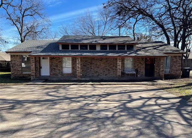 Property at 1801 Romack Ct, Arlington, TX 76012, 4 beds, 2 baths