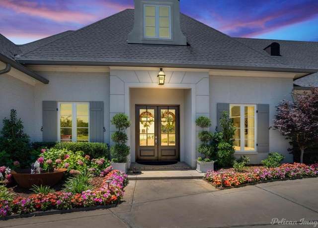 Property at 5789 Cross Lake Point Dr, Shreveport, LA 71107, 4 beds, 4.5 baths