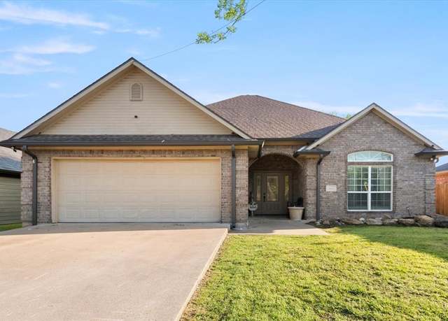 Property at 2629 Fish Tank Rd, Corsicana, TX 75110, 3 beds, 2 baths