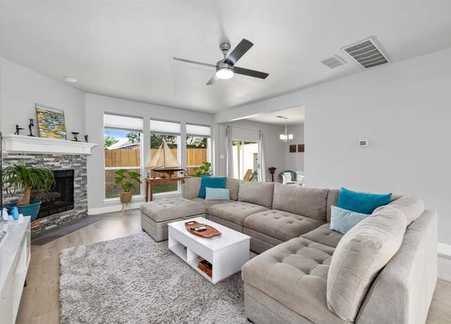 Property at 4916 Lodgepole Ln, Fort Worth, TX 76137, 3 beds, 2.5 baths
