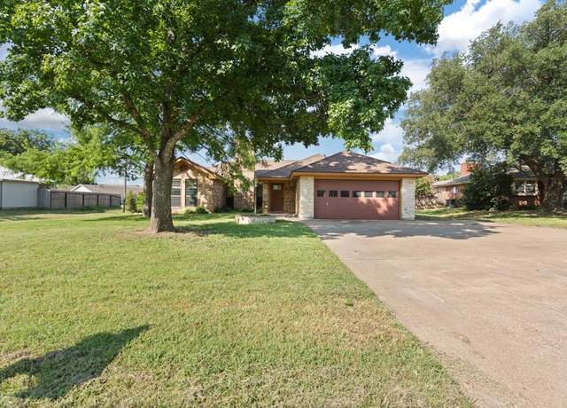 Property at 811 Mcanear St, Cleburne, TX 76033, 3 beds, 2 baths