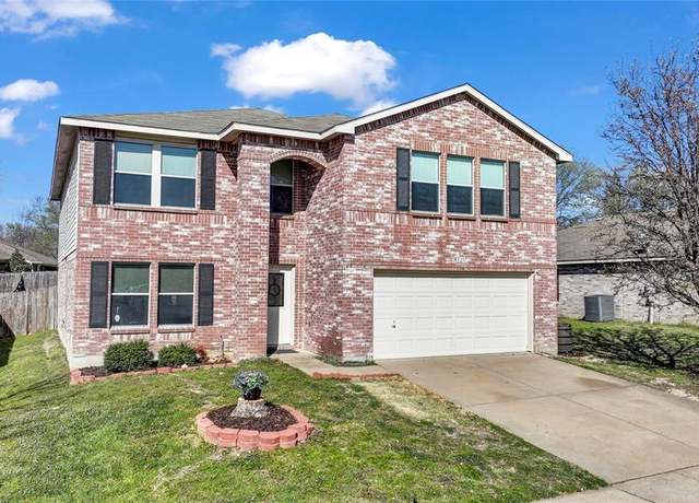 Property at 5237 Bedfordshire Dr, Fort Worth, TX 76135, 5 beds, 3 baths