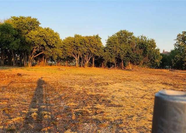 Property at 592 Pike Rd, Gunter, TX 75058