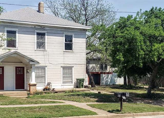 Property at 510 NW 6th St, Mineral Wells, TX 76067, 5 beds, 3 baths