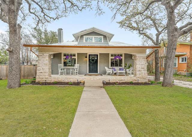 Property at 887 N Clinton St, Stephenville, TX 76401, 5 beds, 2 baths