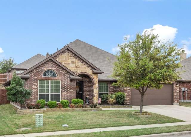 Property at 2104 Sierra Pelada Dr, Fort Worth, TX 76131, 4 beds, 2.5 baths