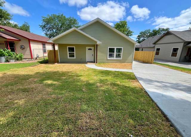 Property at 1317 E Tucker St, Fort Worth, TX 76104, 4 beds, 2 baths