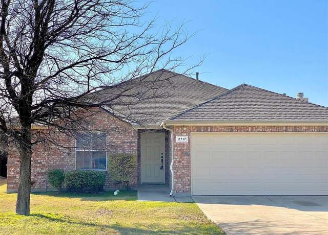 Property at 2717 Lumina Dr, Little Elm, TX 75068, 4 beds, 2 baths
