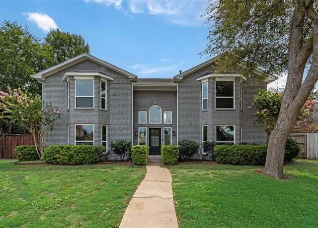 Property at 3824 Parkmont Dr, Plano, TX 75023, 4 beds, 2.5 baths