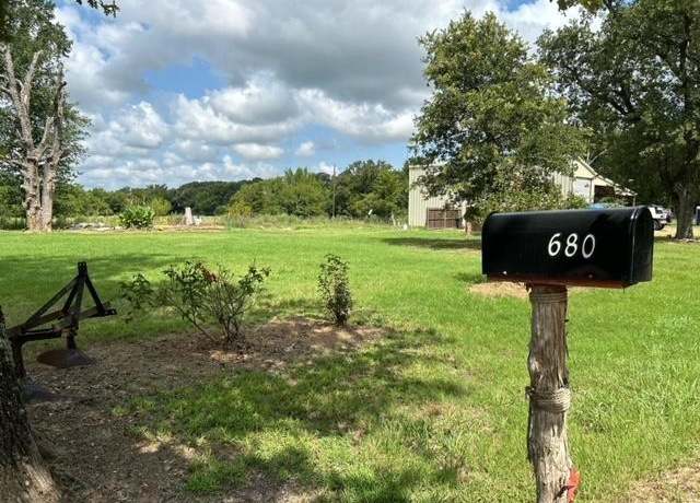 Property at 680 County Road 2070, Ravenna, TX 75476, 1 bed