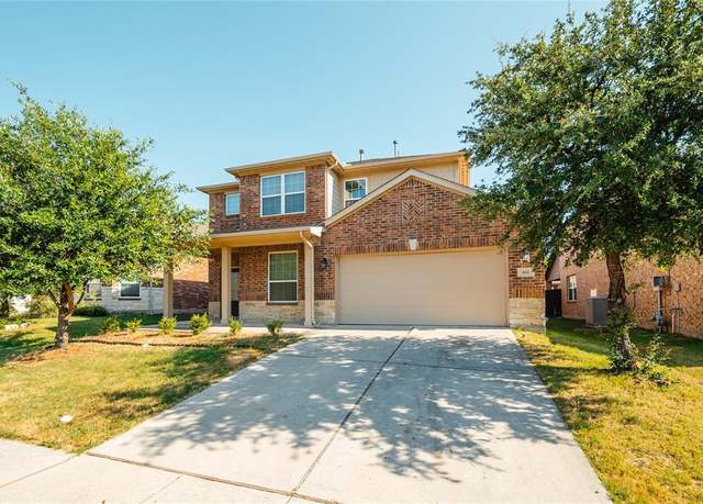 Property at 432 Winchester Dr, Celina, TX 75009, 4 beds, 2.5 baths