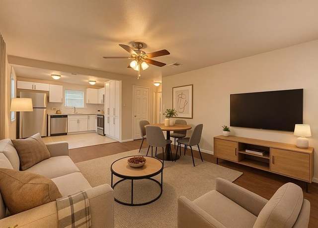 Property at 4613 Crenshaw Ave, Fort Worth, TX 76105, 2 beds, 1 bath