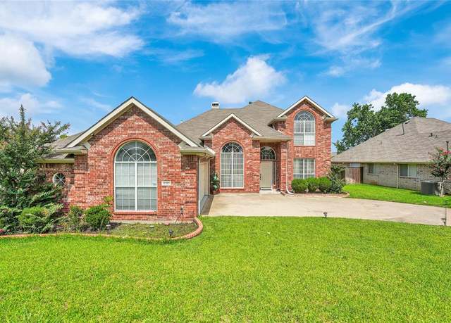 Property at 4513 Fairlake Dr, Garland, TX 75043, 4 beds, 3 baths