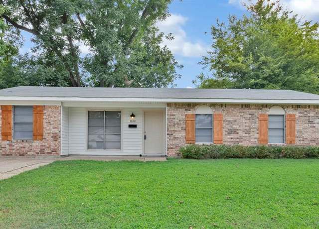 Property at 3898 Ella St, Bossier City, LA 71112, 3 beds, 1.5 baths