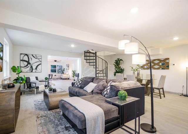 Property at 2718 Anderson St, Irving, TX 75062, 4 beds, 3.5 baths