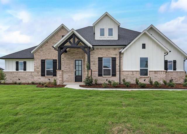 Property at 1125 Barrix Dr, Forney, TX 75126, 4 beds, 3.5 baths