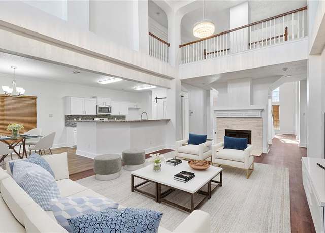 Property at 111 Lanshire Dr, Rockwall, TX 75032, 5 beds, 3.5 baths