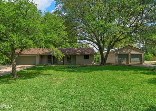 Property at 5764 Jefferson Paige Rd, Shreveport, LA 71119, 3 beds, 3 baths