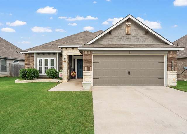 Property at 3224 Risinger Rd, Waco, TX 76655, 3 beds, 2 baths