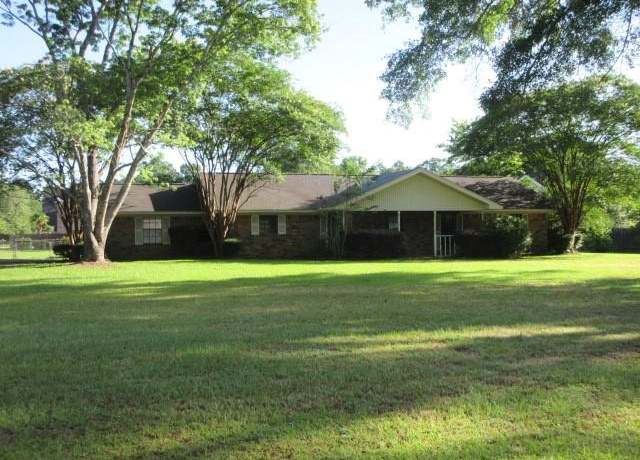 Property at 547 5th Ave, Sibley, LA 71073, 3 beds, 2 baths