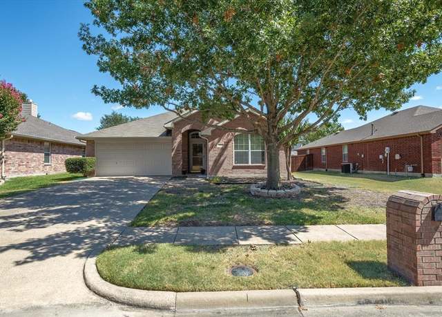 Property at 212 Aspenwood Trl, Forney, TX 75126, 4 beds, 2 baths