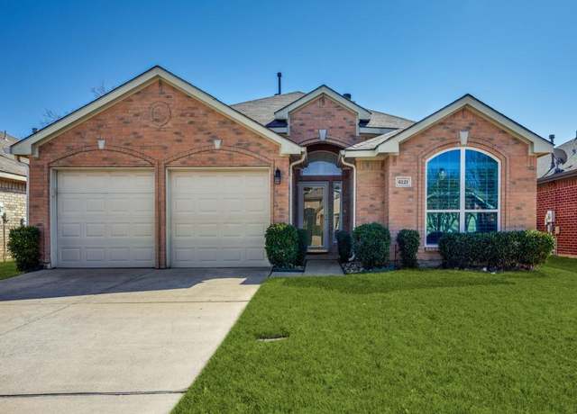 Property at 6121 Bowin Dr, Fort Worth, TX 76132, 3 beds, 2 baths