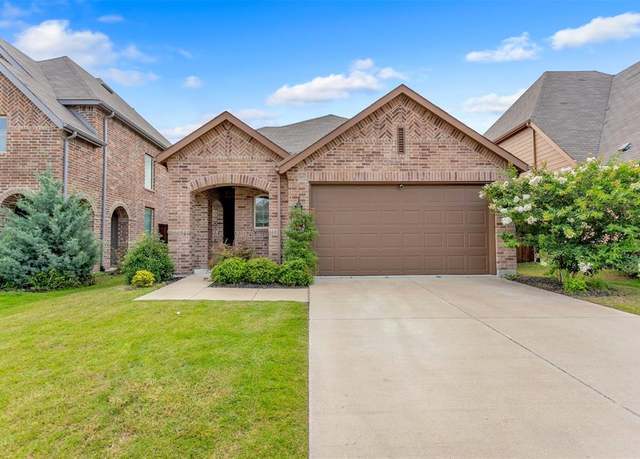 Property at 3940 Rochelle Ln, Forney, TX 75126, 3 beds, 2 baths