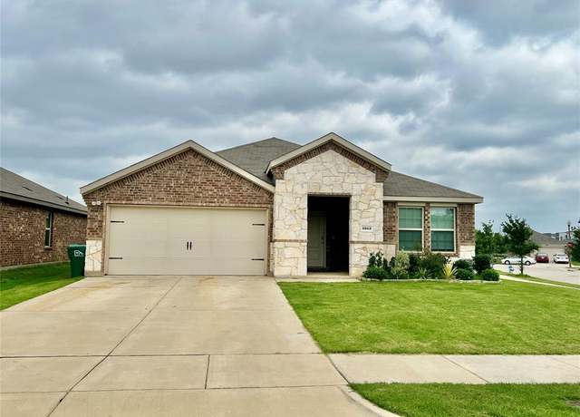 Property at 1013 Euston St, Denton, TX 76209, 4 beds, 2 baths